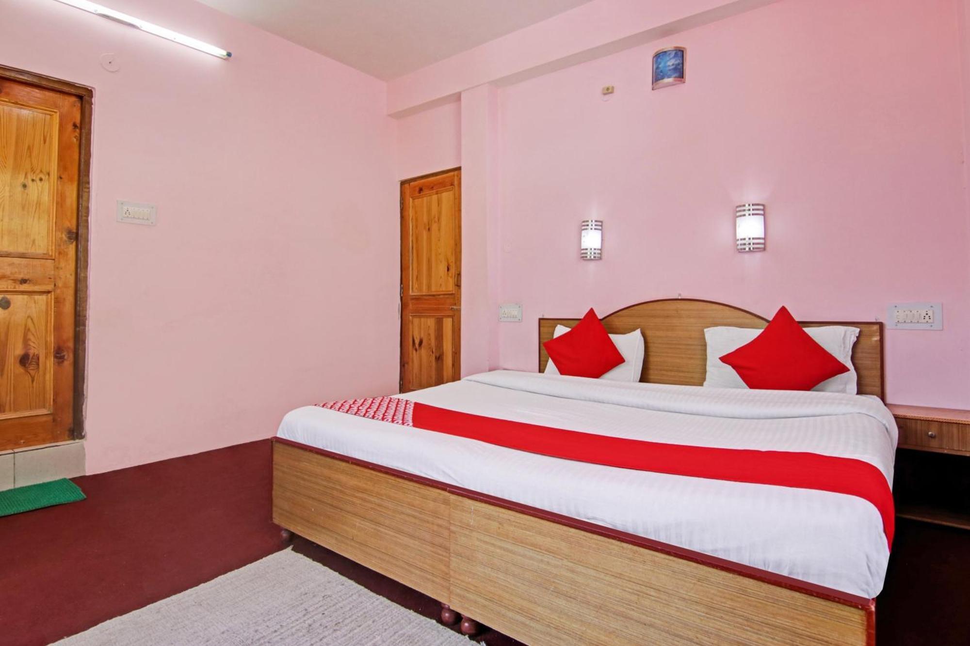 Hotel O Keylong Inn Manāli Kültér fotó