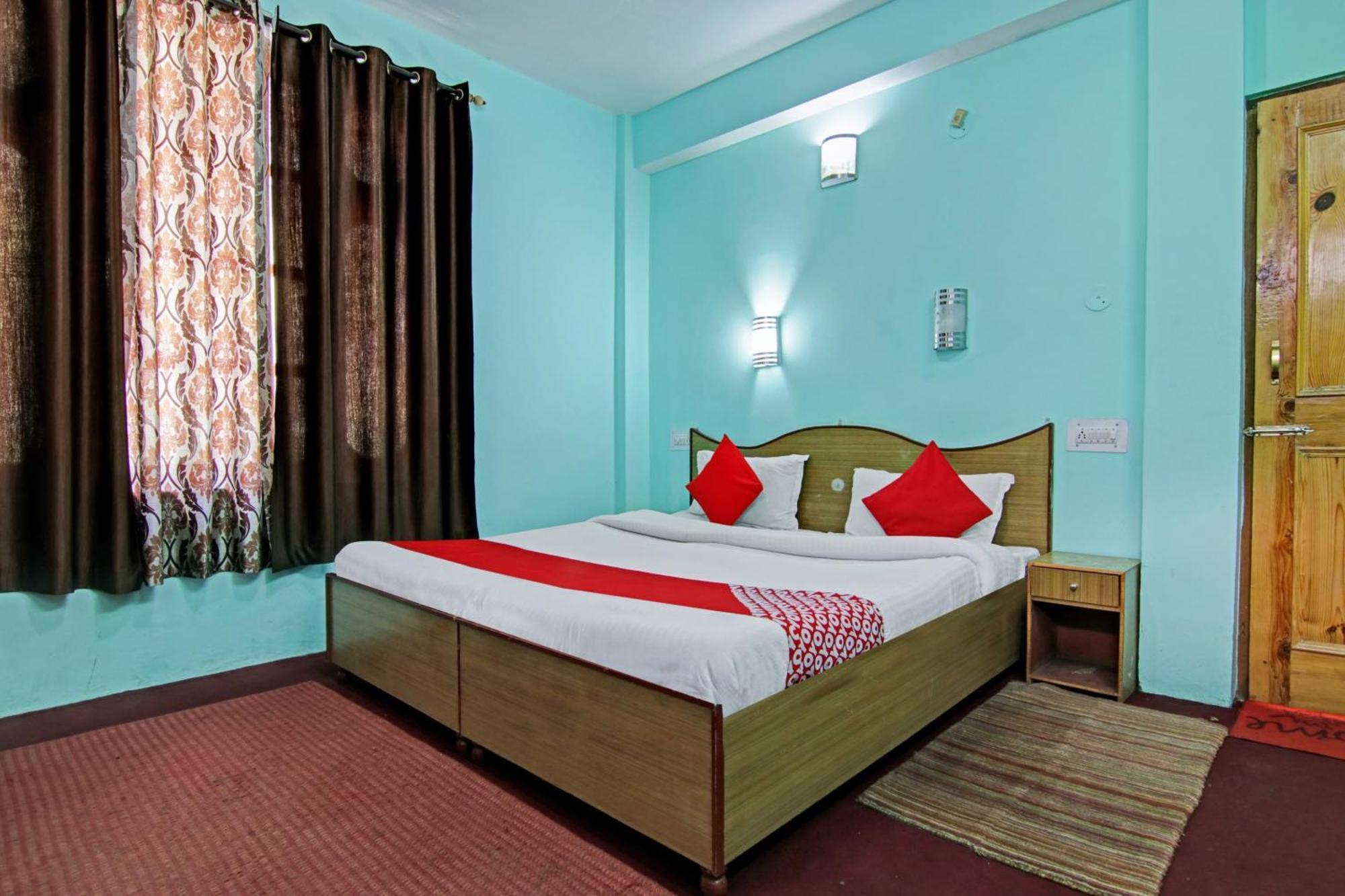 Hotel O Keylong Inn Manāli Kültér fotó